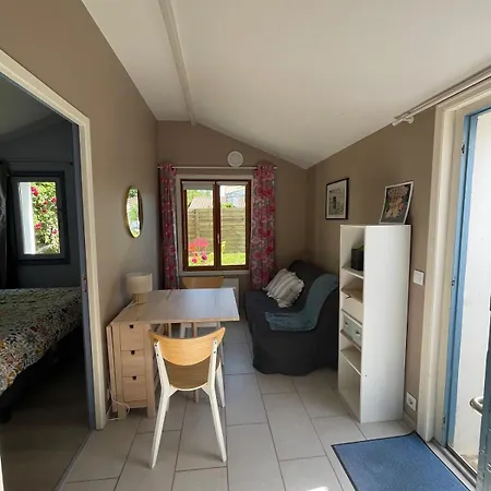 Independent 2 Bedrooms With Garden *