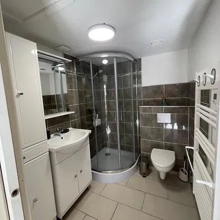 Independent 2 Bedrooms With Garden Nyaraló Les Sables-dʼOlonne